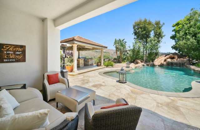 10653 EMERSON BEND Gallery 2
