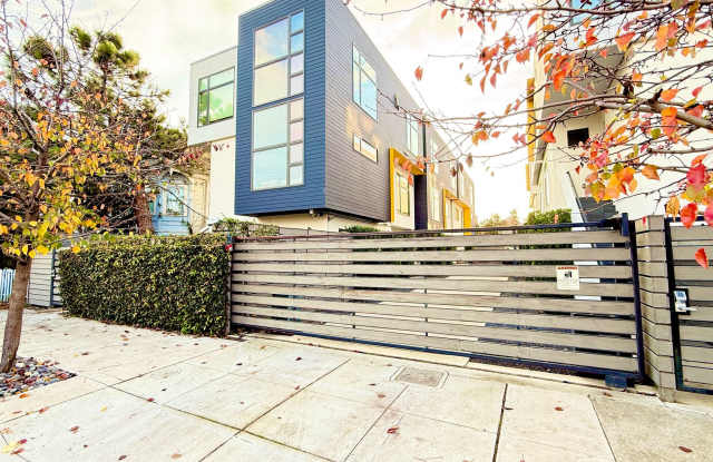 Modern Split Level Home - 3235 Louise Street, Oakland, CA 94608 Modern Split Level Home - 3235 Louise Street, Oakland, CA 94608