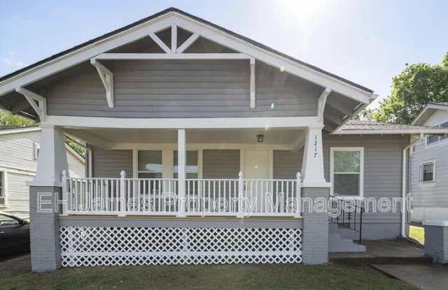 1217 North Main Street photos photos