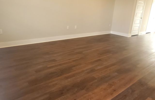 7052 Magnolia Crossings Gallery 4