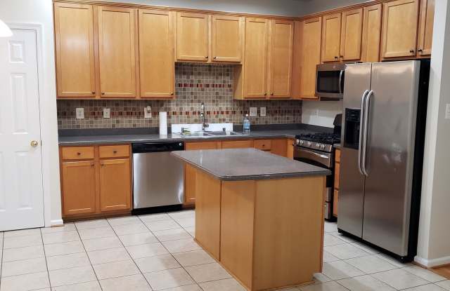 7632 TALL PIN OAK DRIVE Gallery 2
