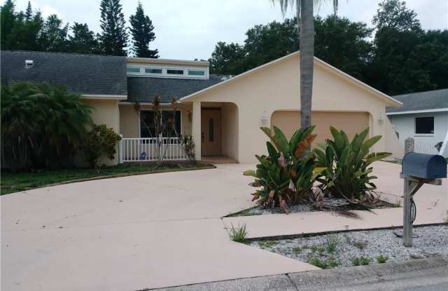 6408 BIKINI ROAD Gallery 2