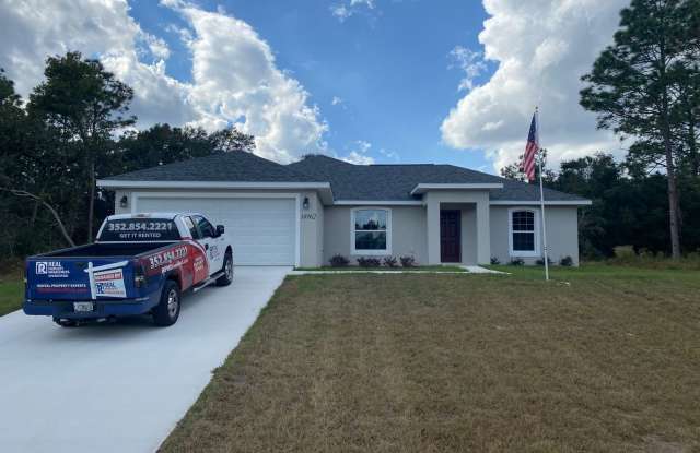 Custom Home - Desirable SW Ocala neighborhood 3/2/2 ** Wont Last** photos photos