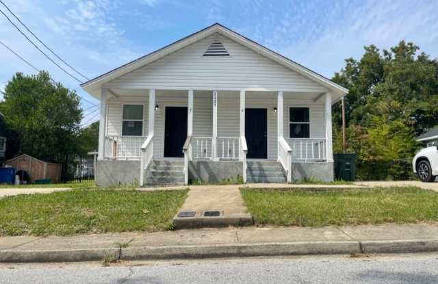 Fully Renovated Apartment Duplex Located in the Heart of Edgewood photos photos