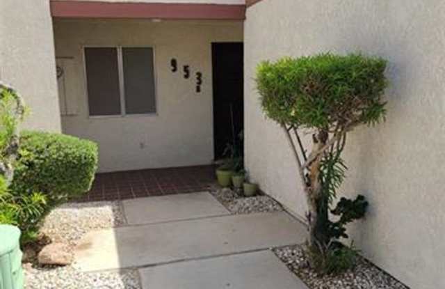 Three Bedroom Condo! Gallery 3
