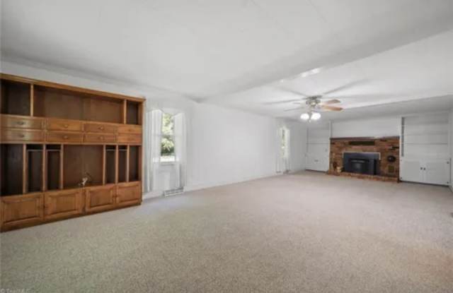103 Southview Drive Gallery 2