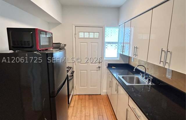 8080 Tatum Waterway Dr Gallery 4