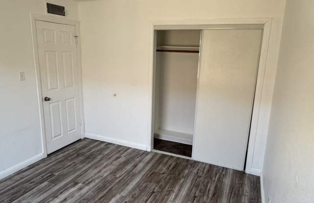 45014 17th Street West photos photos