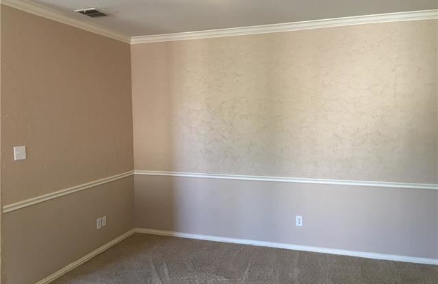 5153 Comstock Circle Gallery 3