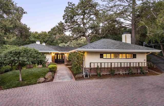 Luxurious Home in Atherton: Over an Acre of Private Elegance photos photos