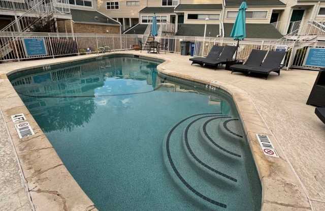 The Waterfront - LADY BIRD LAKE!!! - 1818 South Lakeshore Boulevard, Austin, TX 78741