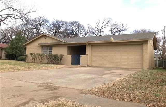 2106 Black Jack Drive - 2106 Black Jack Drive, Irving, TX 75060