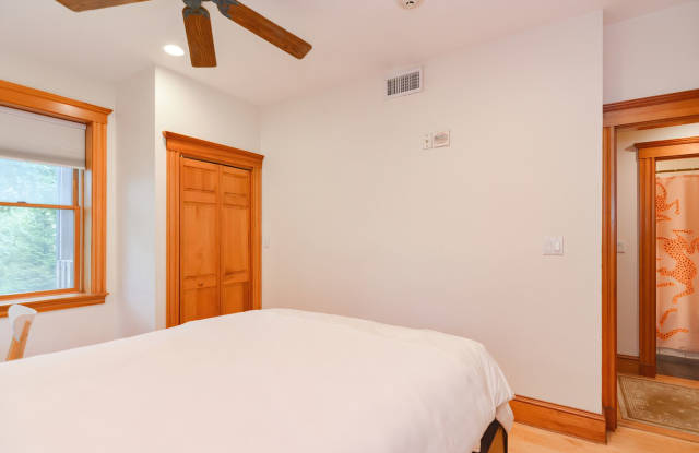 Look no further.. it's here! - 90 Browne Street, Brookline, MA 02446