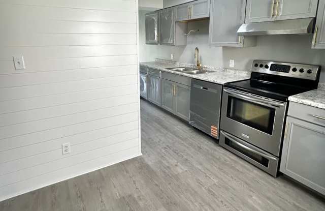 Willow Trace Apartments (E, F, G, &H) photos photos