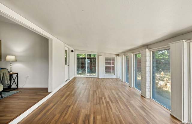 7637 ANTIQUE OAK ST Gallery 4