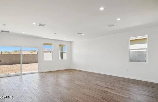 48506 N DURAN Way Gallery 4