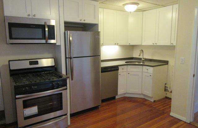 33 Howell St. - 33 Howell Street, Boston, MA 02125