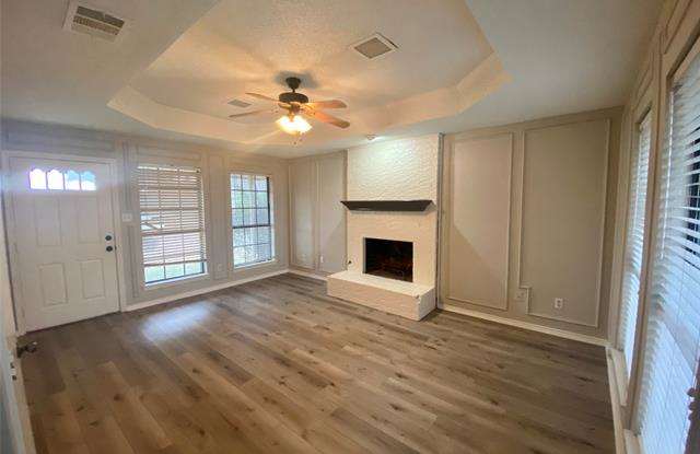 2438 GUERRERO Drive Gallery 4