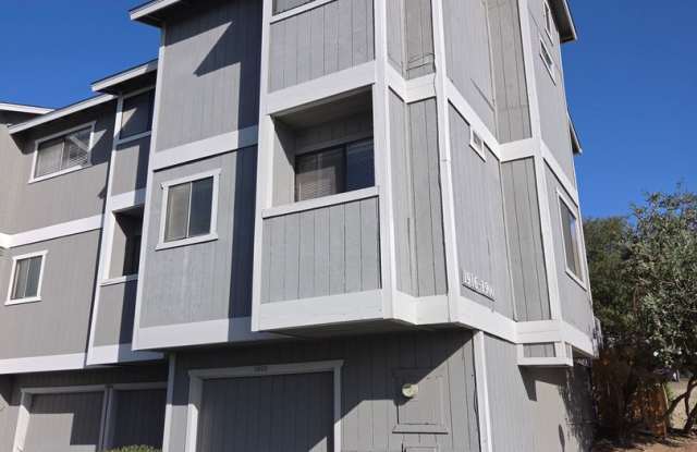 Oceano Condo-Tri level available NOW Gallery 1