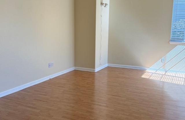 2 Bed/2 Bath in Hunter's Glen Gallery 4