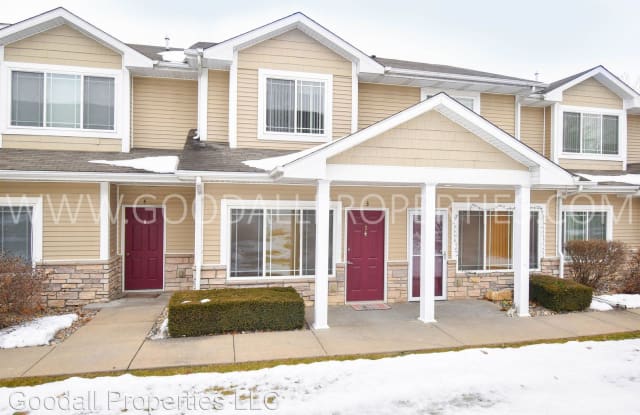 2220 Hart Ave. #3 - 2220 Hart Ave, Des Moines, IA 50320