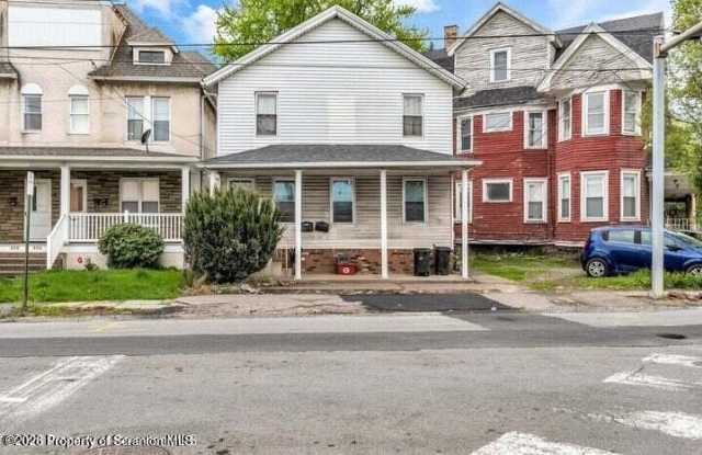 404 Railroad Avenue photos photos