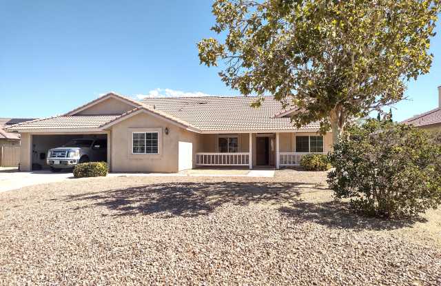 13588 Kurena Rd Gallery 1