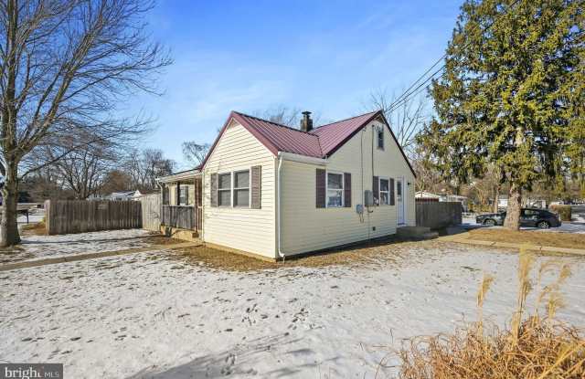 114 CARTER Avenue photos photos