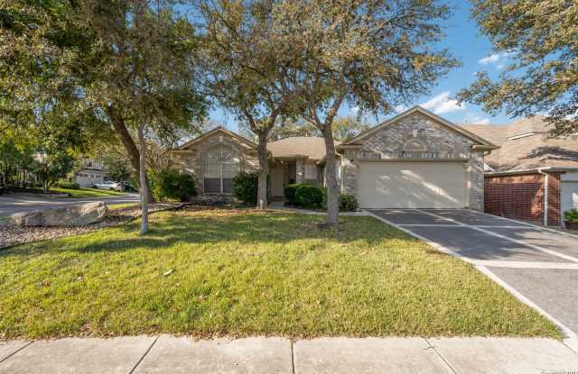 3/2/2 Beauty on a Corner Lot in Knollcreek photos photos