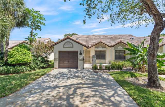 441 Ashwood Place photos photos