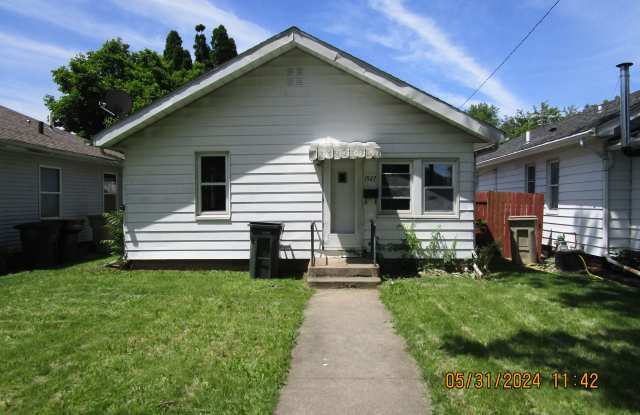 1927 Scott - 1927 South Scott Street, South Bend, IN 46613