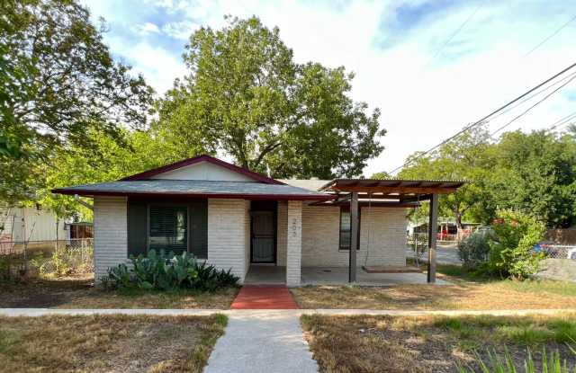 2/1 Cottage in Great Location! photos photos