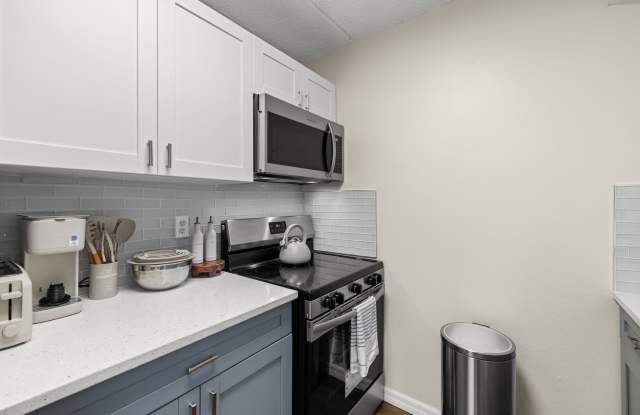 3206 West Azeele Street - 1 Gallery 2