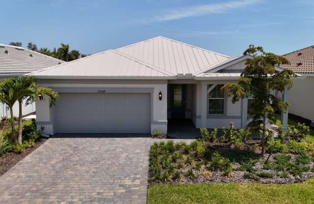 25569 Emerald Bend Circle - 25569 Emerald Bend Circle, Sarasota County, FL 34223