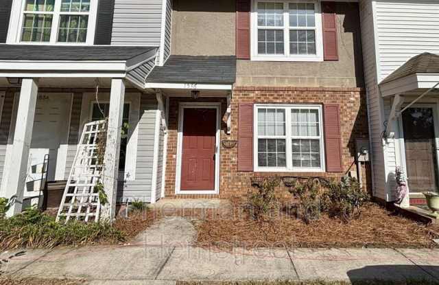 1536 Elizabeth Street photos photos