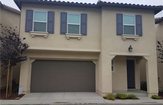 179 W Ridgewood Street - 179 W Ridgewood, Long Beach, CA 90805