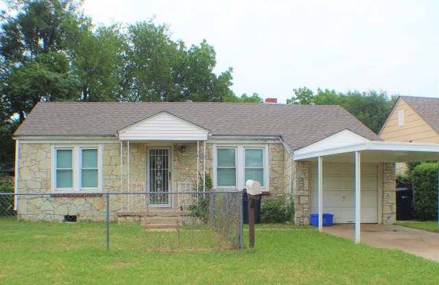 Coming Soon! Lovely 2 Bed Home In Convenient Location!!! photos photos
