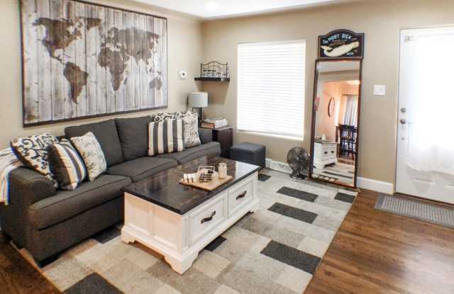 5025 Elm Ct Gallery 2