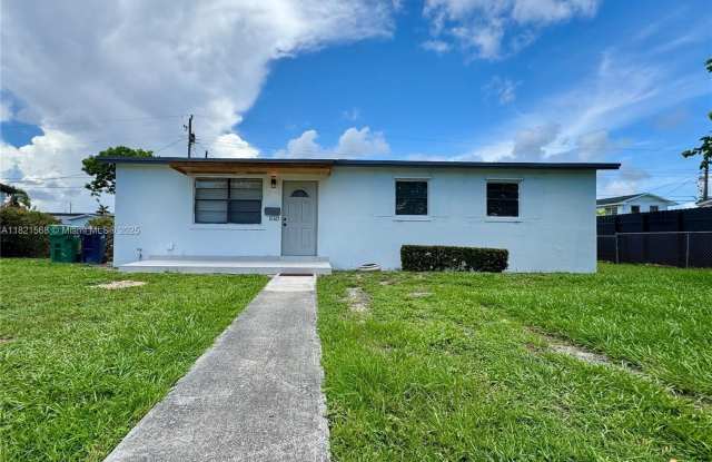 10365 SW 149th Ter photos photos