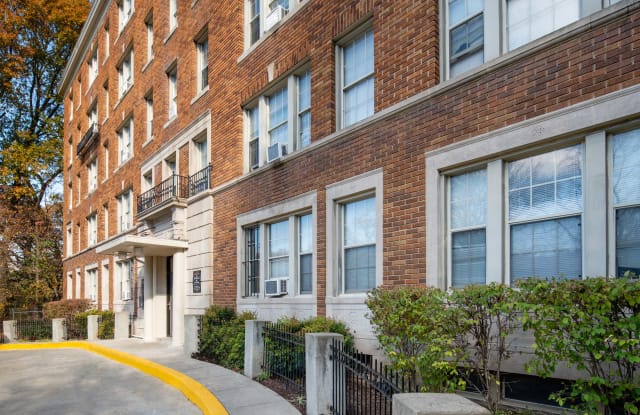 Pershing House photos photos
