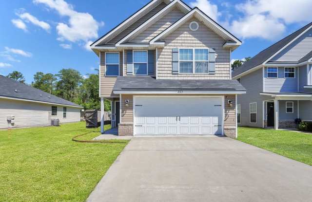 203 Grandview Dr. - 1 photos photos