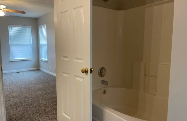 3 Bed 2.5 Bath Nashville Opry Mills Area FOR LEASE photos photos