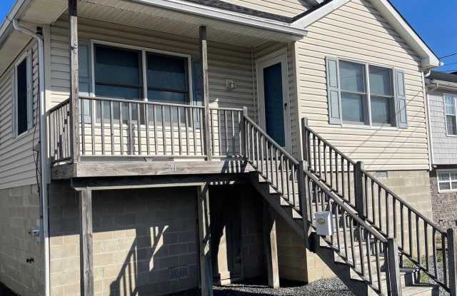 211 N AVENUE photos photos