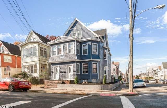 492 E 26Th St photos photos