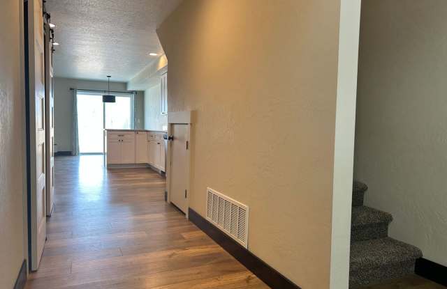 3 Bed / 2.5 Bath Townhouse with Fenced Yard – Great Kalispell Location! Gallery 4
