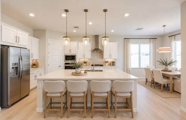 18932 West Ocotillo Road Gallery 1