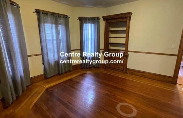 86 Bromfield Rd. Gallery 1