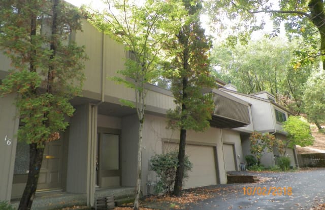 14 Arrowhead Lane - 14 Arrowhead Lane, Novato, CA 94949
