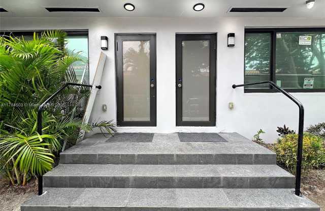 8333 Harding Ave photos photos