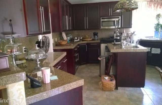 2142 Legneds Court Gallery 3